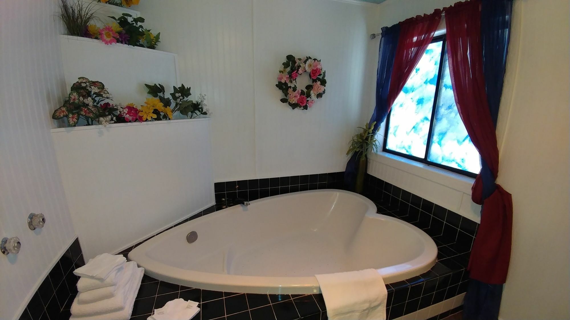 Econo Lodge Inn & Suites Heavenly Village Area South Lake Tahoe Bagian luar foto